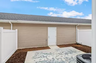 13069 Carolina St, Crown Point, IN 46307 - Photo 16
