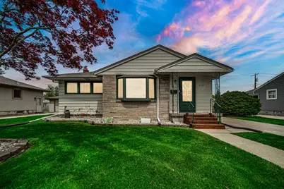 3131 Strong Street, Highland, IN 46322 - Photo 2