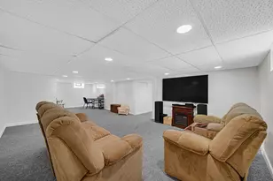3131 Strong St, Highland, IN 46322 - Photo 18