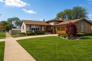9838 Redbud Rd, Munster, IN 46321 - Photo 2