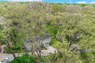 55 Spectacle Dr, Valparaiso, IN 46383 - Photo 6