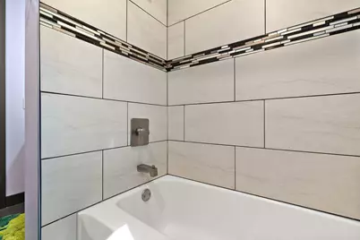 545 N 300 E, Valparaiso, IN 46383 - Photo 28