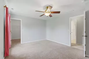 1406 Pine Creek Rd, Valparaiso, IN 46383 - Photo 18