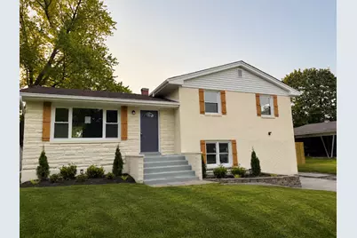 621 E 52nd Avenue, Merrillville, IN 46410 - Photo 1