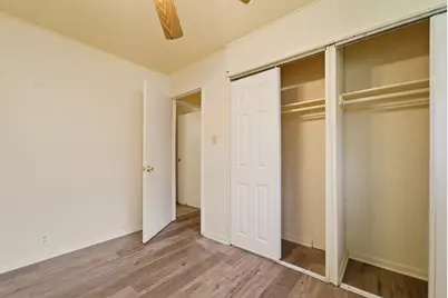 7155 Hemlock Avenue, Gary, IN 46403 - Photo 12