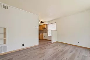 7155 Hemlock Ave, Gary, IN 46403 - Photo 4