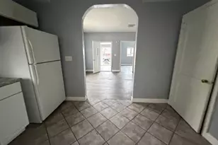 529 S Brookfield St, South Bend, IN 46619 - Photo 8
