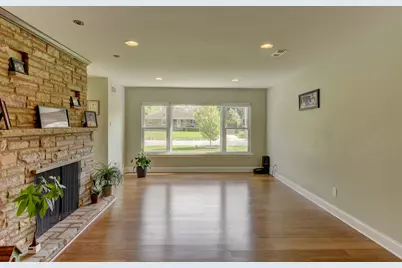 1335 35th Street, Munster, IN 46321 - Photo 6