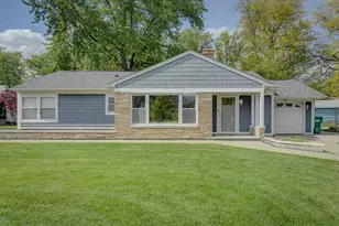 1335 35th St, Munster, IN 46321 - Photo 40