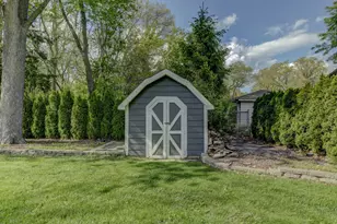 1335 35th St, Munster, IN 46321 - Photo 38