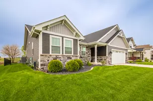 14141 Slate Dr, Dyer, IN 46311 - Photo 2