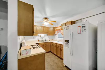 4171 W 39th Avenue, Hobart, IN 46342 - Photo 10