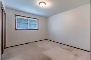 321 N Ernest St, Griffith, IN 46319 - Photo 16