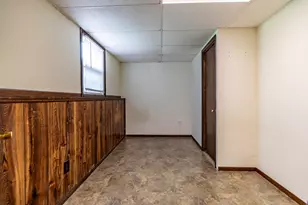 321 N Ernest St, Griffith, IN 46319 - Photo 22