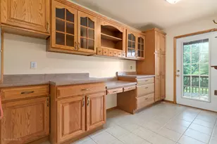 9096 Knickerbocker St, Saint John, IN 46373 - Photo 16