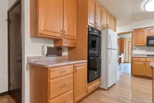 9096 Knickerbocker St, Saint John, IN 46373 - Photo 14