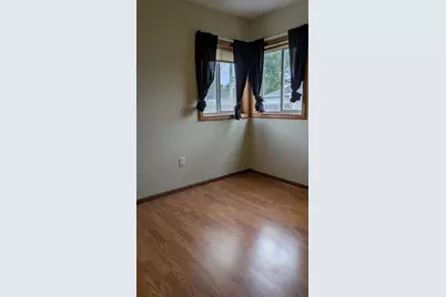 318 N Delaware Street, Hobart, IN 46342 - Photo 6