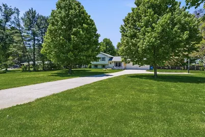 84 S 275 W, Valparaiso, IN 46385 - Photo 2