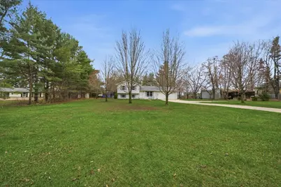 84 S 275 W, Valparaiso, IN 46385 - Photo 2