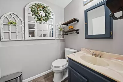 84 S 275 W, Valparaiso, IN 46385 - Photo 12
