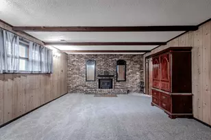 5768 Evergreen Ave, Portage, IN 46368 - Photo 18