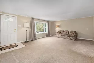 6043 Cardinal Ave, Portage, IN 46368 - Photo 6