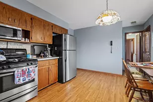 712 211th St, Dyer, IN 46311 - Photo 12