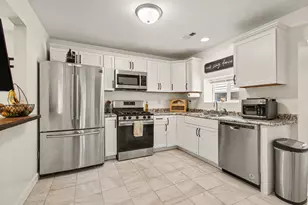 1230 Fleming St, Hobart, IN 46342 - Photo 6