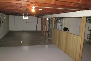 535 N Nichols St, Lowell, IN 46356 - Photo 12