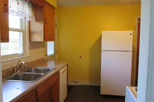 535 N Nichols St, Lowell, IN 46356 - Photo 4