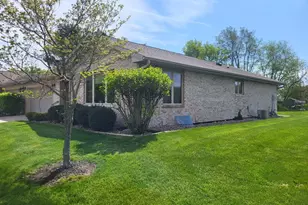 204 Sagamore Pkwy, La Porte, IN 46350 - Photo 2