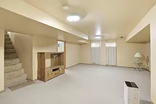 7605 W 86th Ave, Crown Point, IN 46307 - Photo 16