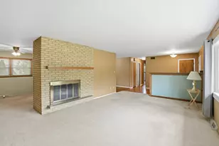 7605 W 86th Ave, Crown Point, IN 46307 - Photo 4