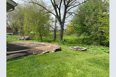 4024 W 75th Place, Merrillville, IN 46410 - Photo 6