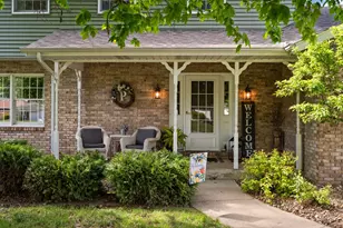 1344 W Gentry Ct, La Porte, IN 46350 - Photo 2