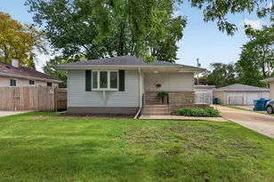 8951 O Day Dr, Highland, IN 46322 - Photo 2
