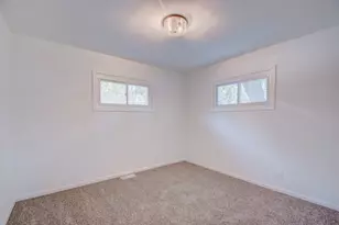 8951 O Day Dr, Highland, IN 46322 - Photo 24