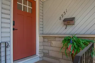 8951 O Day Dr, Highland, IN 46322 - Photo 6