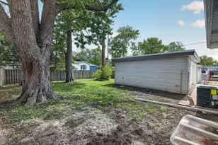 8951 O Day Dr, Highland, IN 46322 - Photo 52