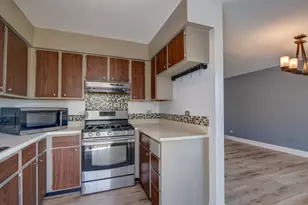 749 N Elmer St, Griffith, IN 46319 - Photo 12