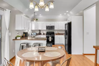 616 Slate Drive, Westville, IN 46391 - Photo 4