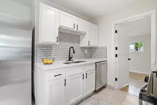 30 N Delaware St, Hobart, IN 46342 - Photo 6