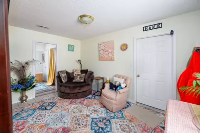 211 W Railroad Street, Kentland, IN 47951 - Photo 16
