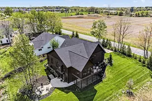 2201 Pepper Ridge Rd, Valparaiso, IN 46385 - Photo 2