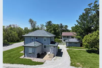 321 E 13th Street, Winamac, IN 46996 - Photo 2