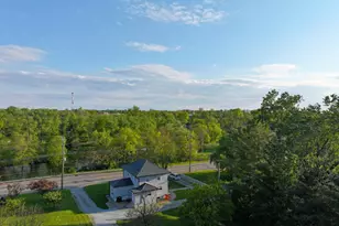 321 E 13th St, Winamac, IN 46996 - Photo 10