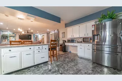 231 W 500 N, Valparaiso, IN 46385 - Photo 14