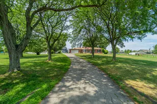 231 W 500 N, Valparaiso, IN 46385 - Photo 2
