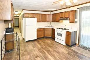 214 E Jefferson St, Westville, IN 46391 - Photo 2