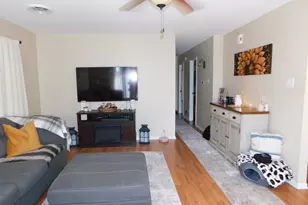 955 Millpond Rd, Valparaiso, IN 46385 - Photo 10
